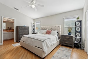 NE 48th Way-019.jpg