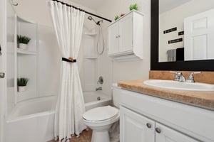 NE 48th Way-026.jpg