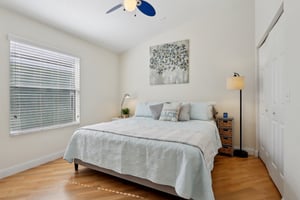 NE 48th Way-028.jpg