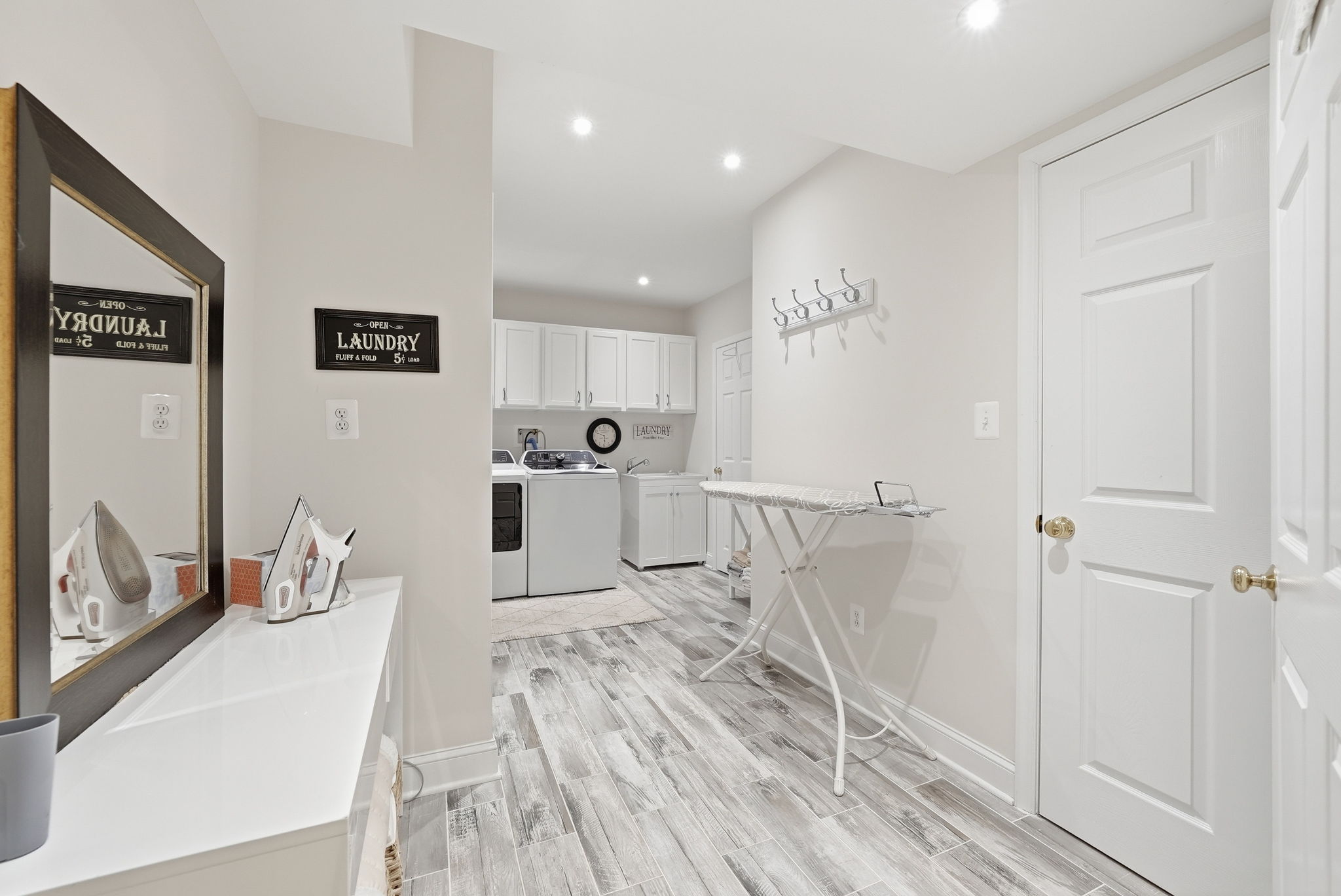 LOWER LEVEL LAUNDRY ROOM