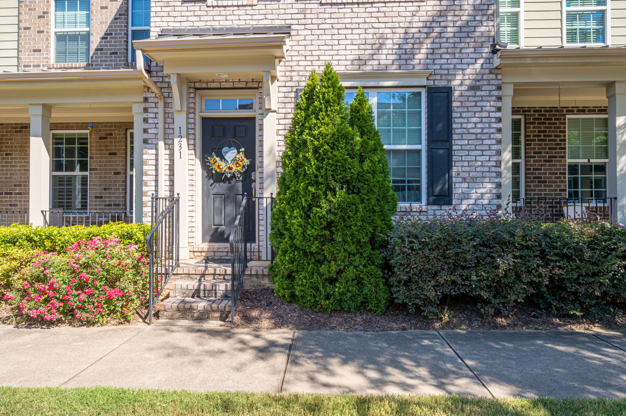  Photo 51