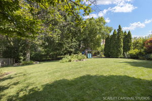 Photo 33
