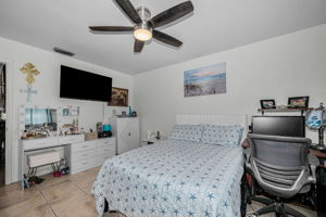 Unit 2 Primary Bedroom 1b