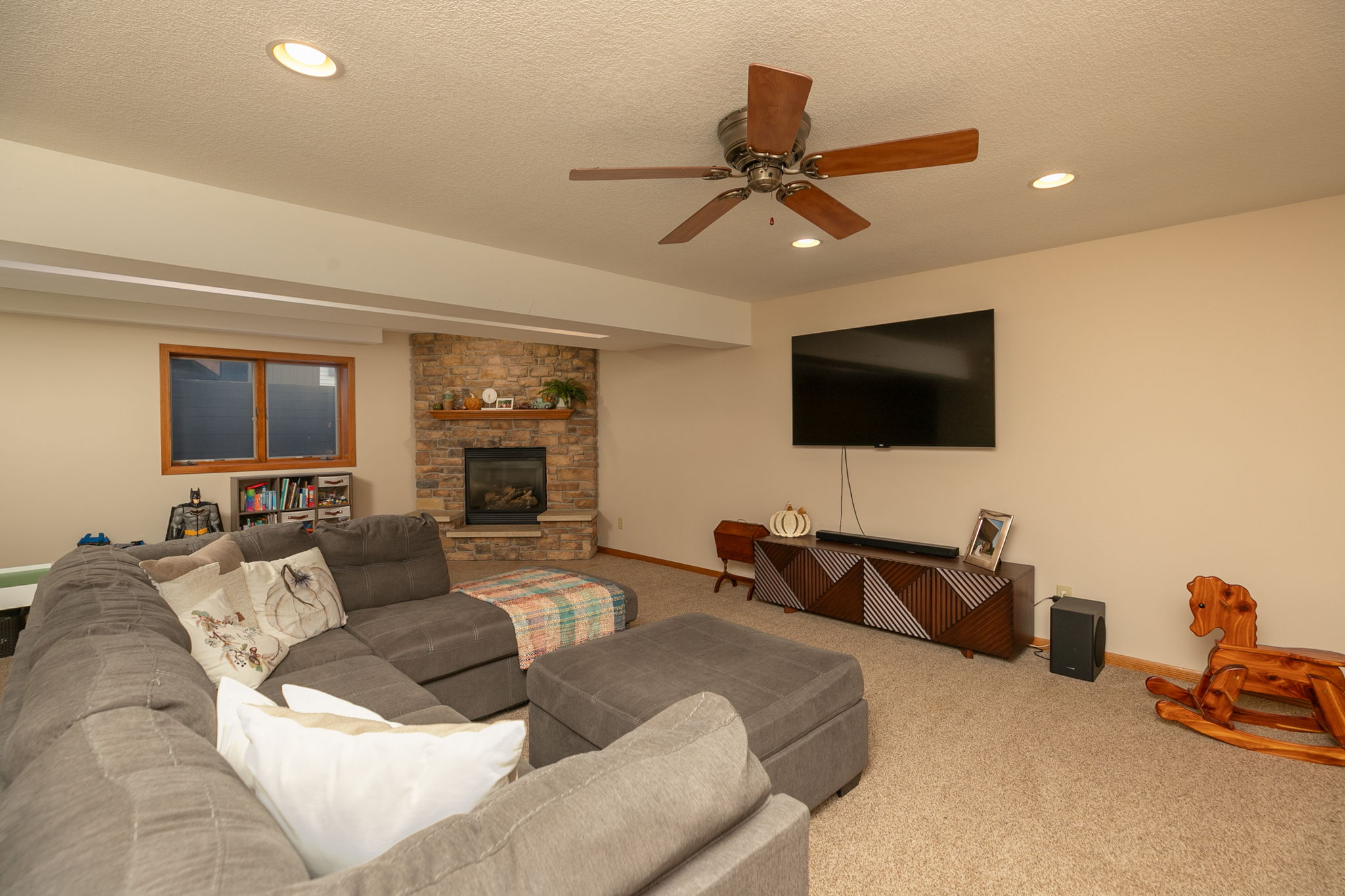 30-Family Room