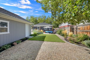  Photo 60