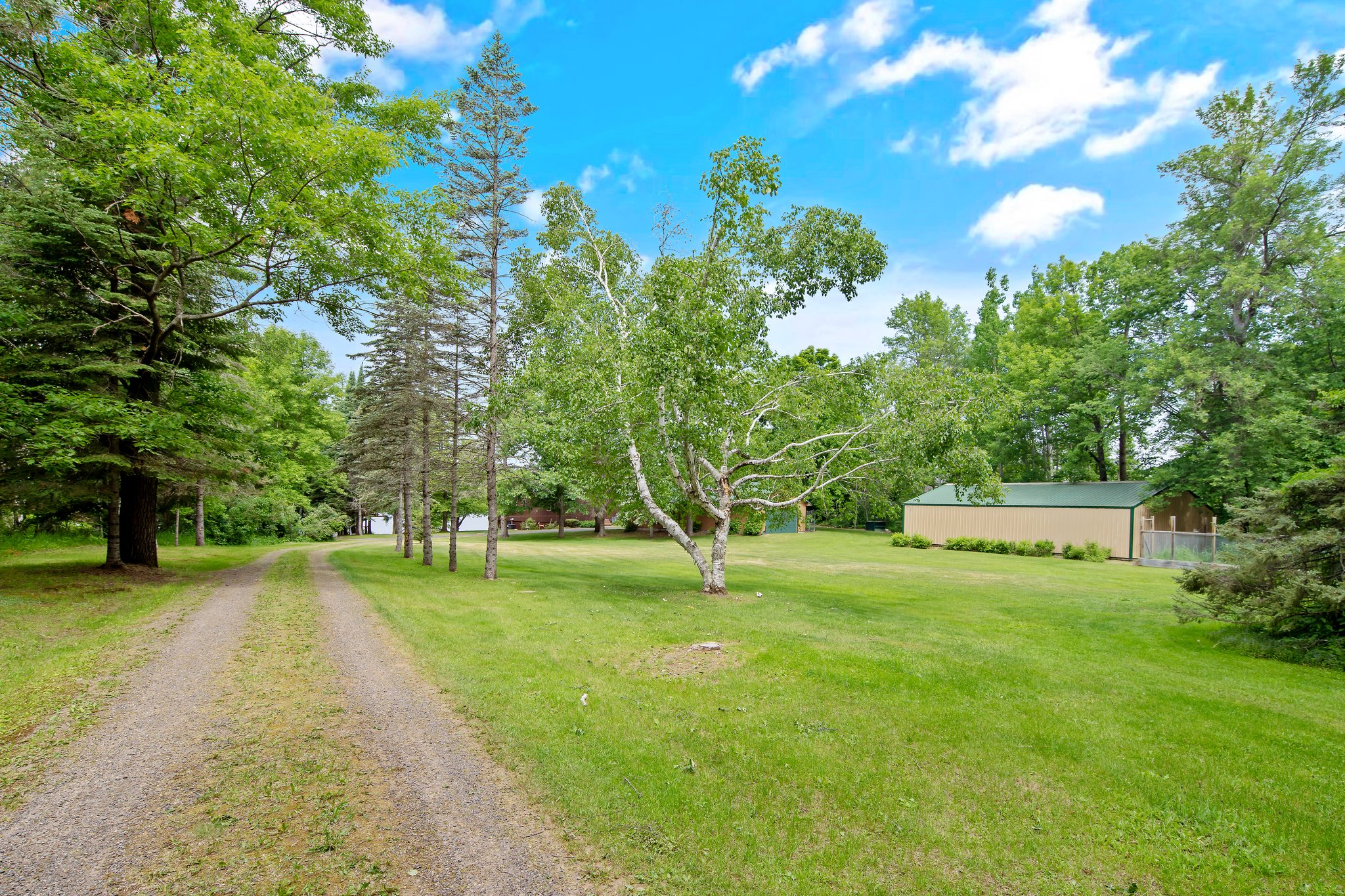 Private Driveway to Home-Huge Lawn