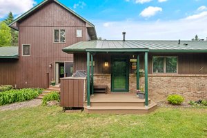 Covered Enrtry with Built-in Weber Grill