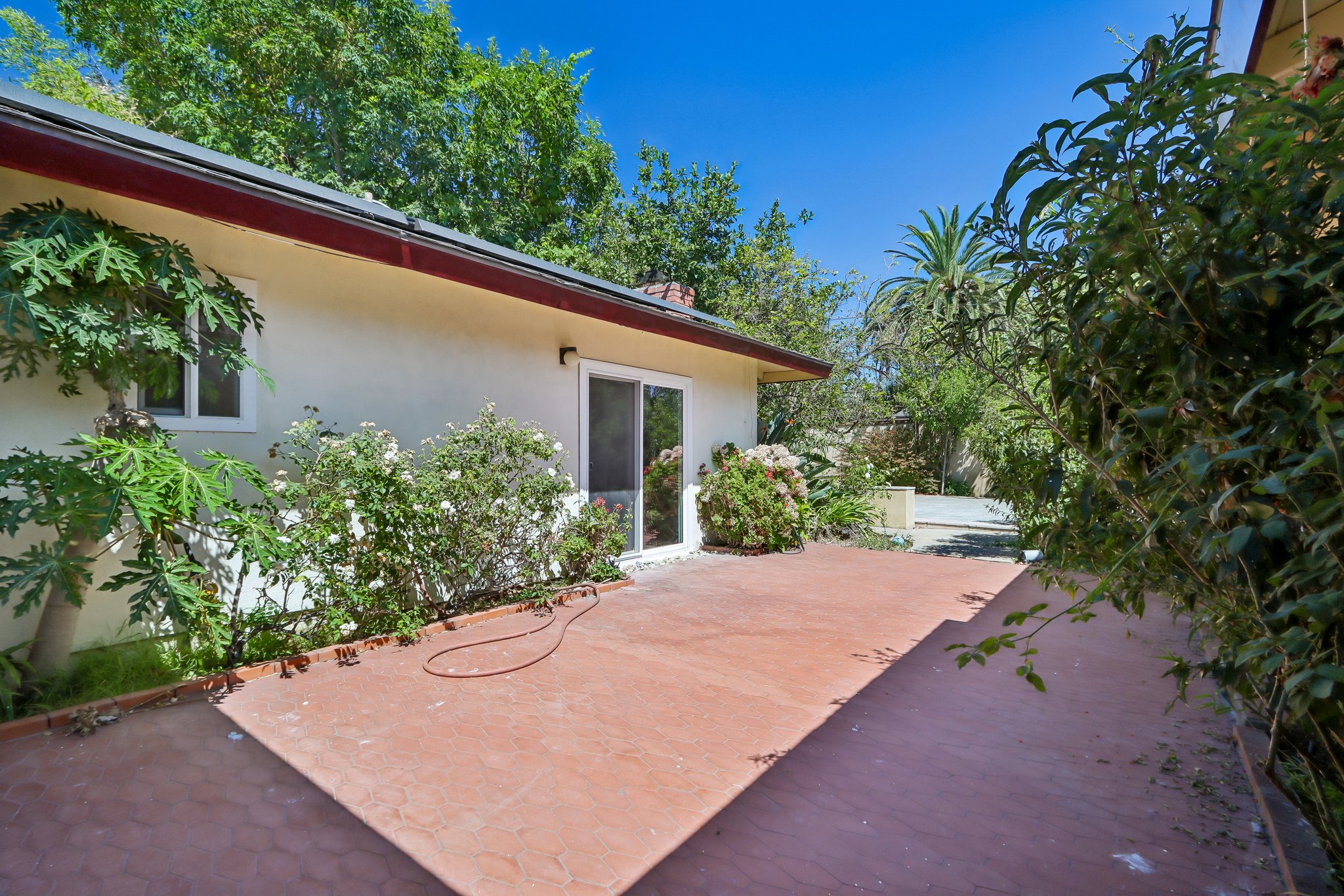 Newport Ave-S1507-024.jpg
