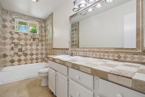 Newport Ave-S1507-016.jpg