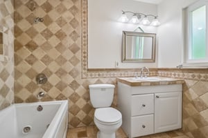 Newport Ave-S1507-017.jpg
