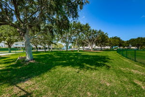 24-Rosselli Park Dog Park