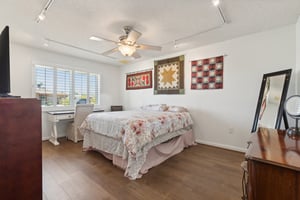 12315 W Sonnet Dr - 020.JPG