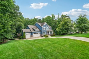 Crofton Dr-S0306-002.jpg