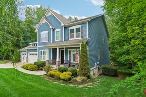 Crofton Dr-S0306-005.jpg