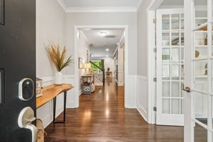 Crofton Dr-S0306-009.jpg