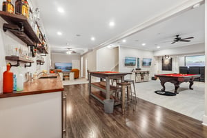 Crofton Dr-S0306-055.jpg