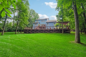 Crofton Dr-S0306-087.jpg