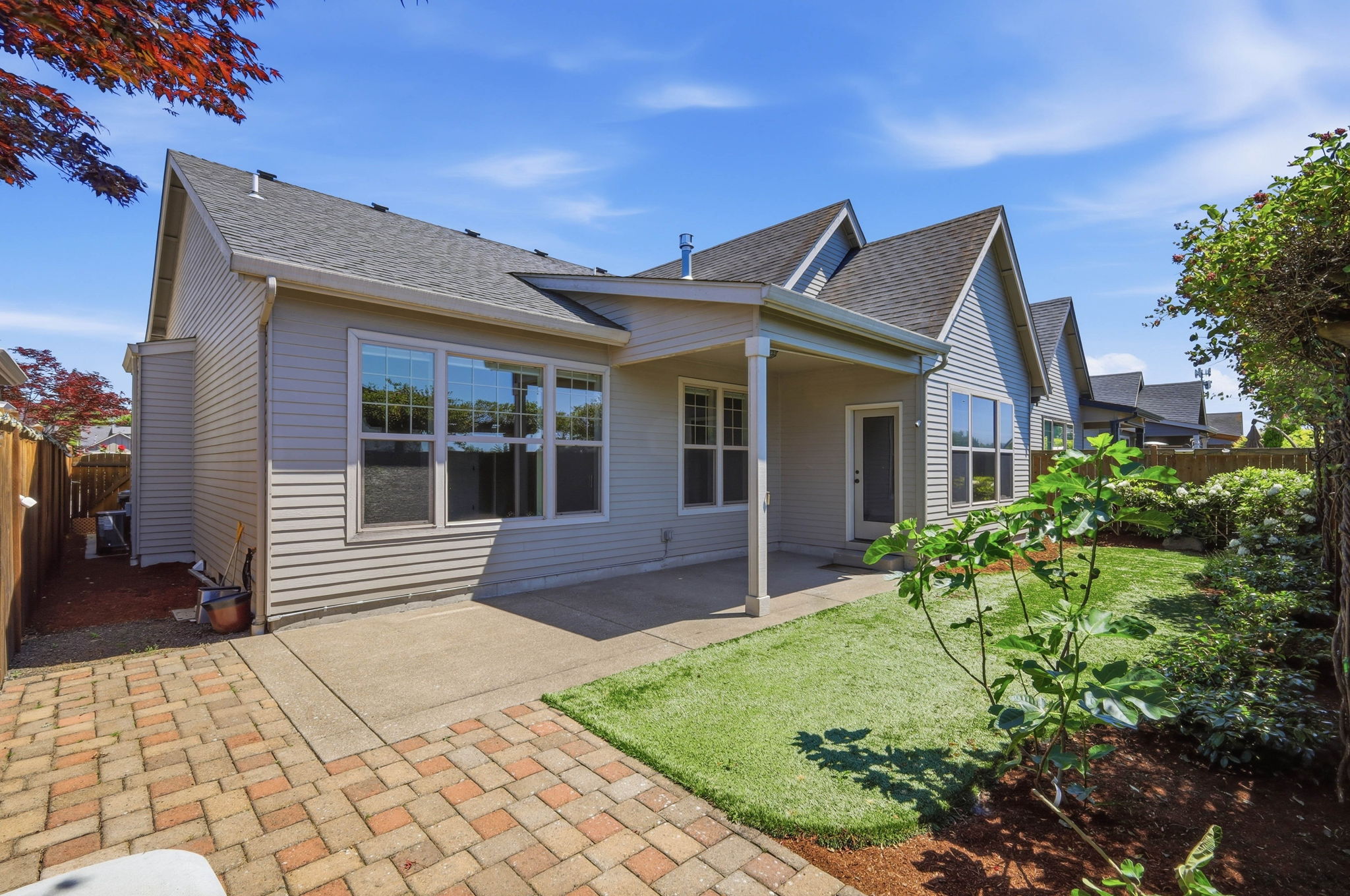  Photo 39