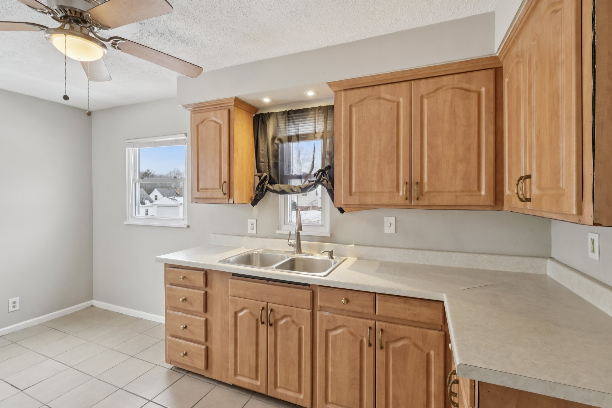 Southern Ave-S1812-008.jpg