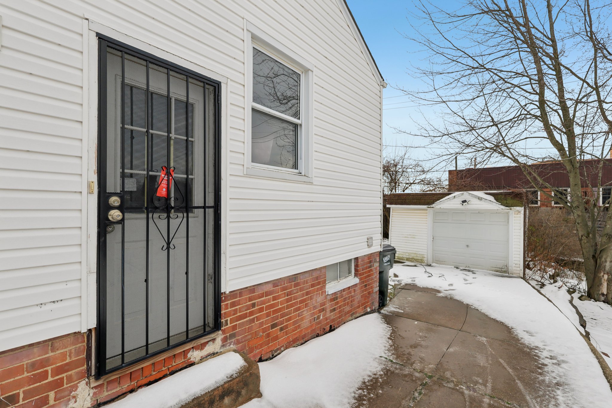 Southern Ave-S1812-032.jpg