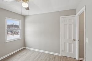 Southern Ave-S1812-019.jpg