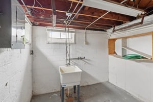 Southern Ave-S1812-031.jpg