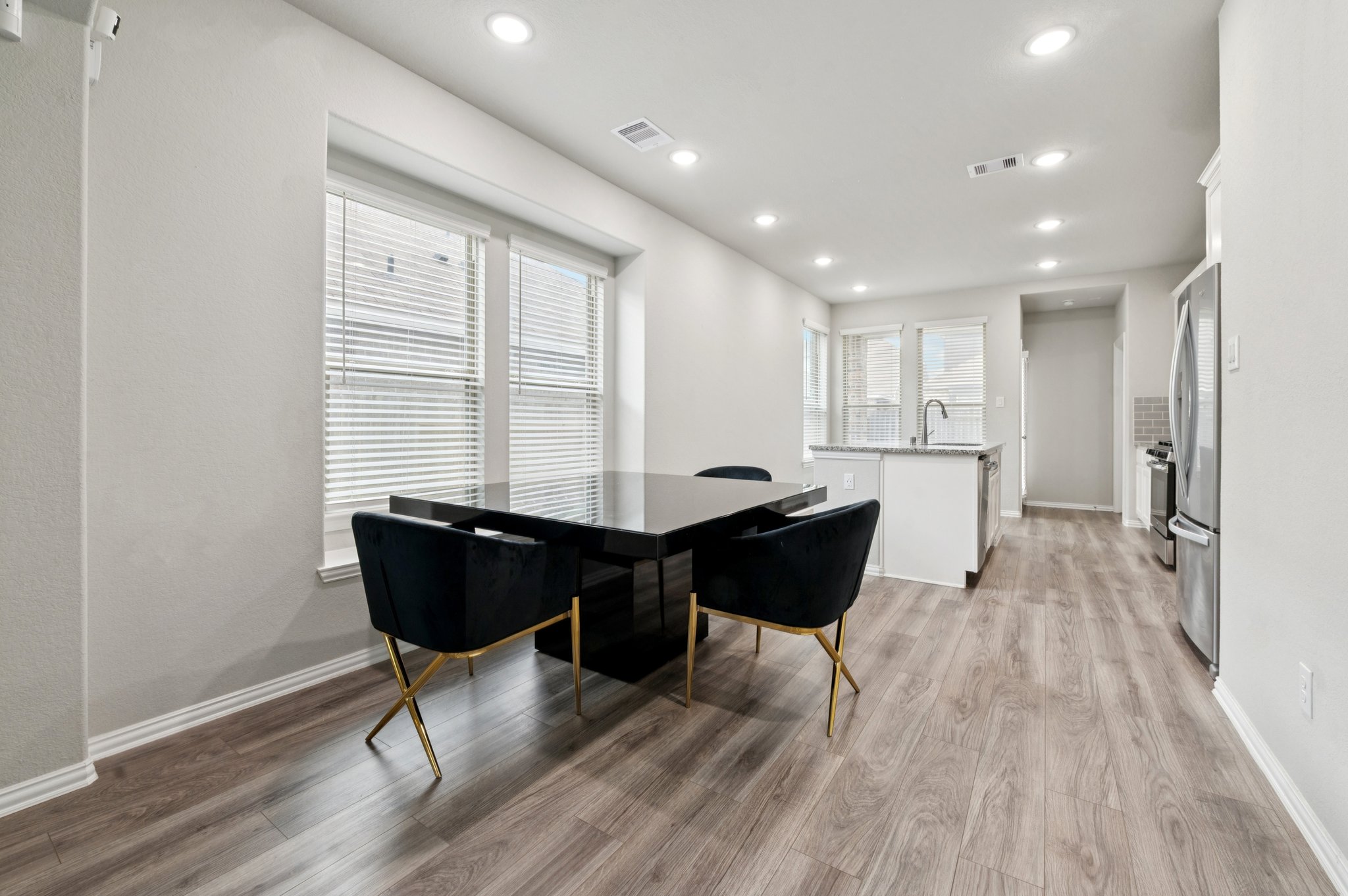Summerbrook Dr-S2606-011.jpg