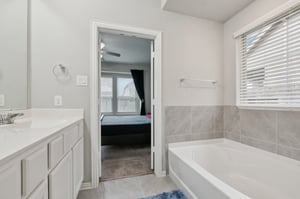 Summerbrook Dr-S2606-024.jpg