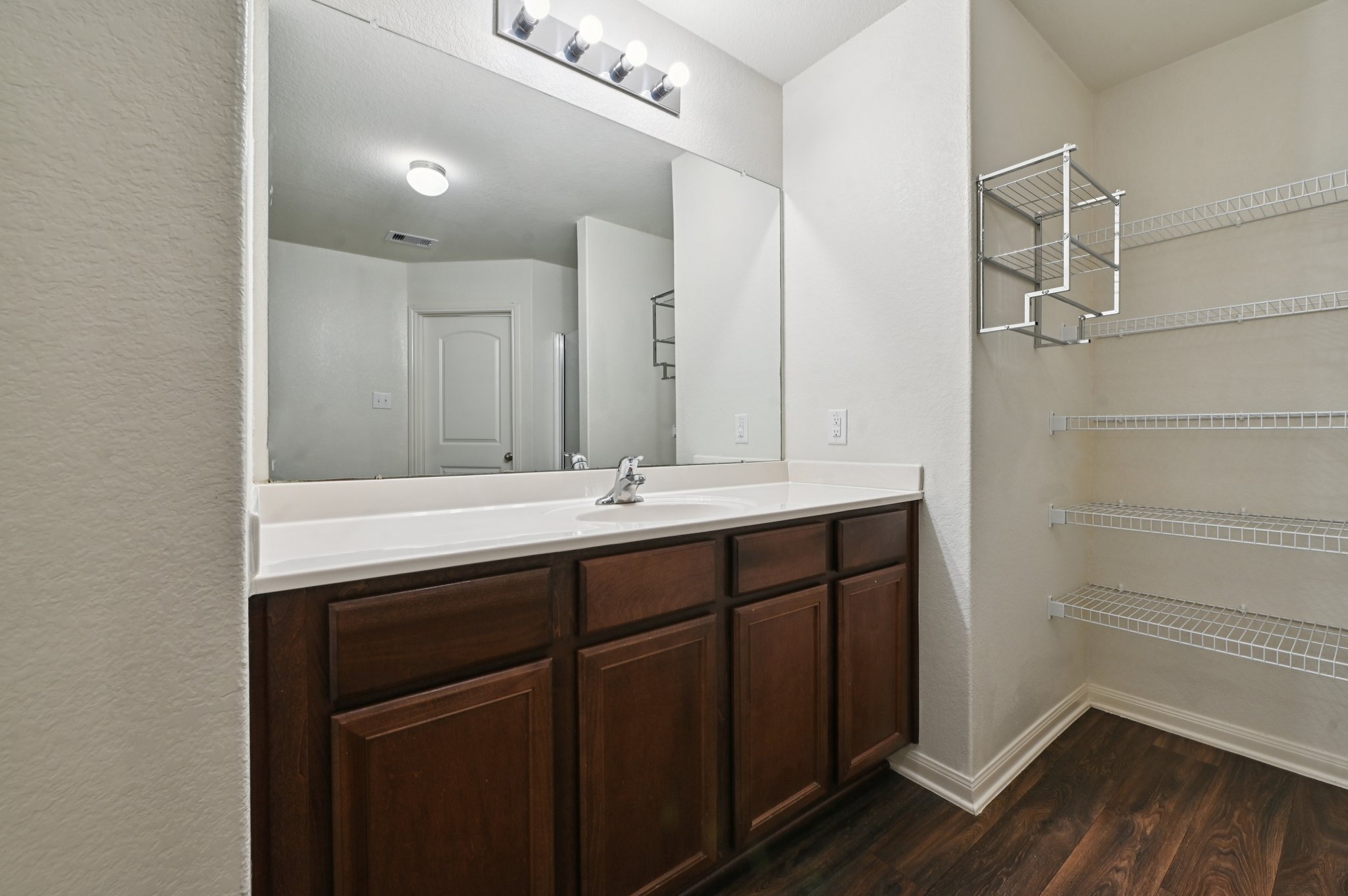 Wavecrest Rd-S2307-025.jpg