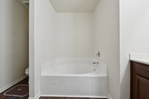 Wavecrest Rd-S2307-023.jpg