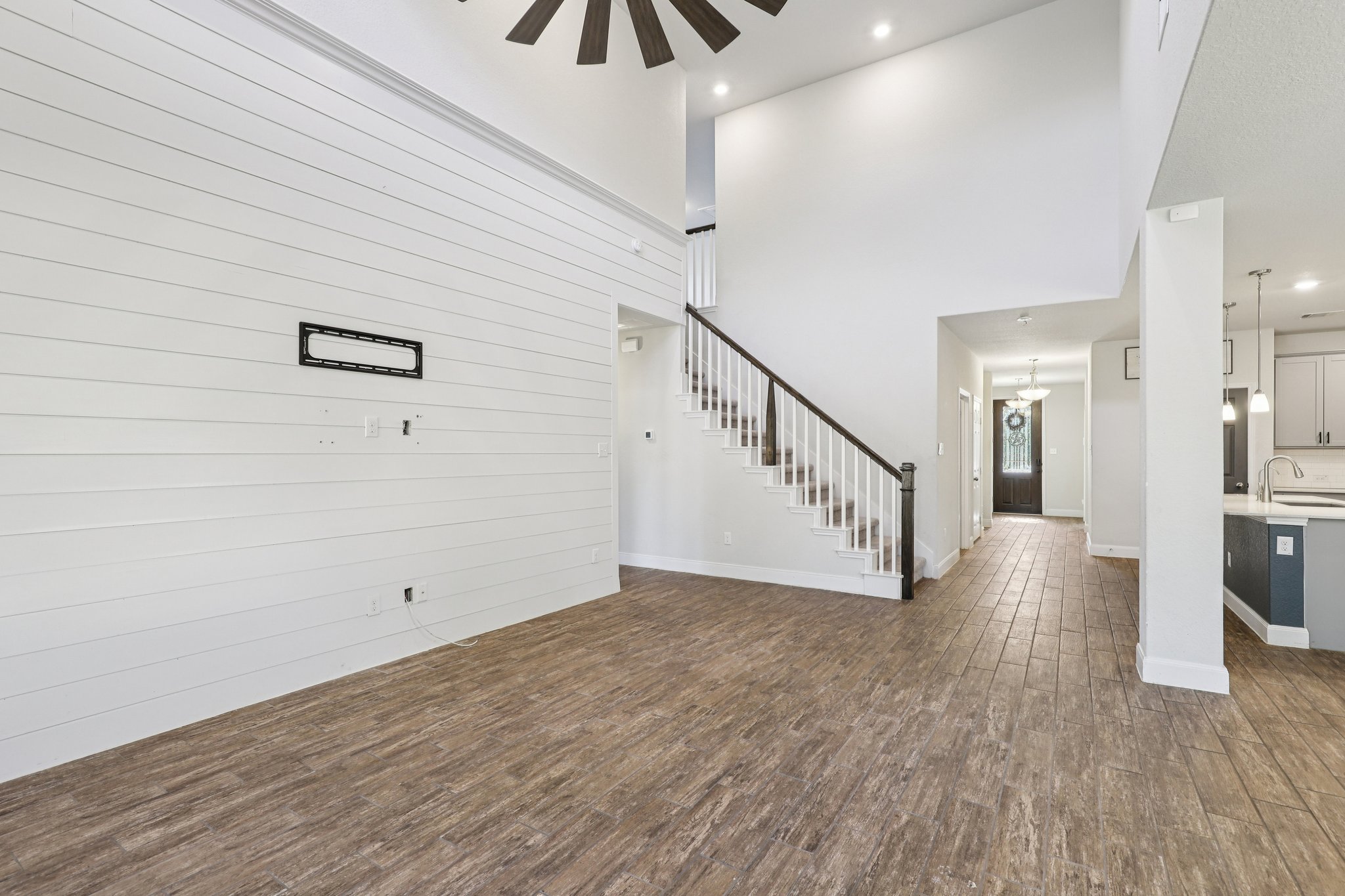 Twister Ln-S1601-010.jpg