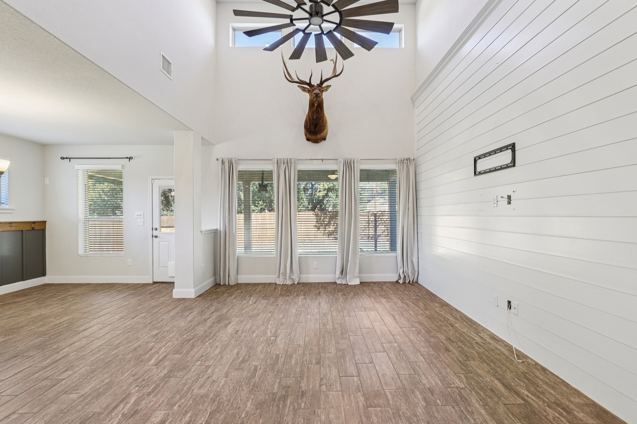 Twister Ln-S1601-011.jpg