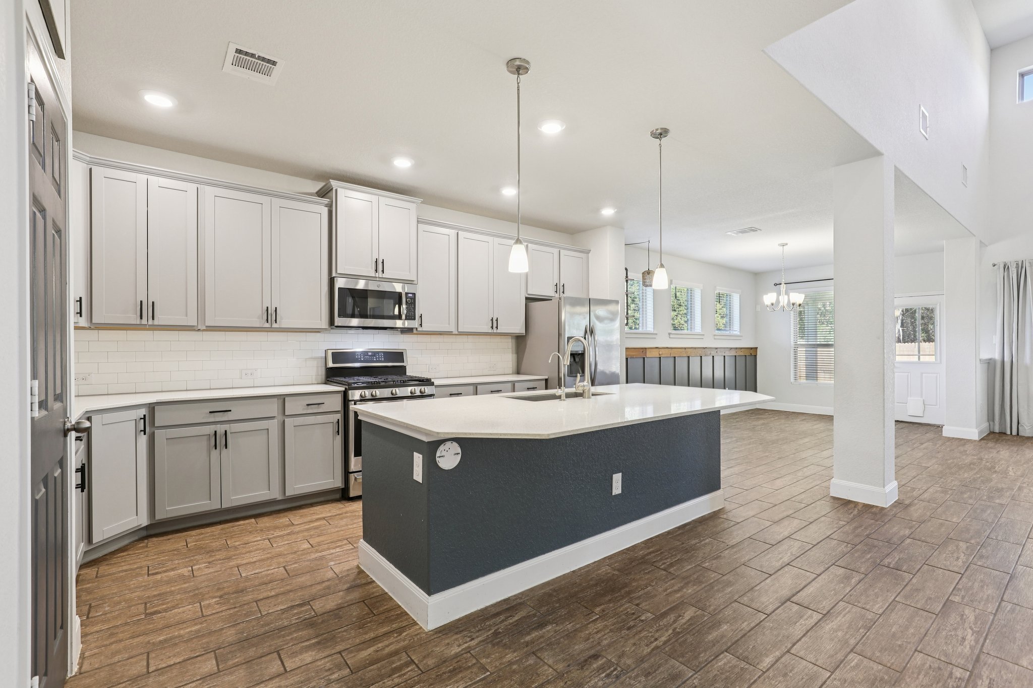 Twister Ln-S1601-015.jpg