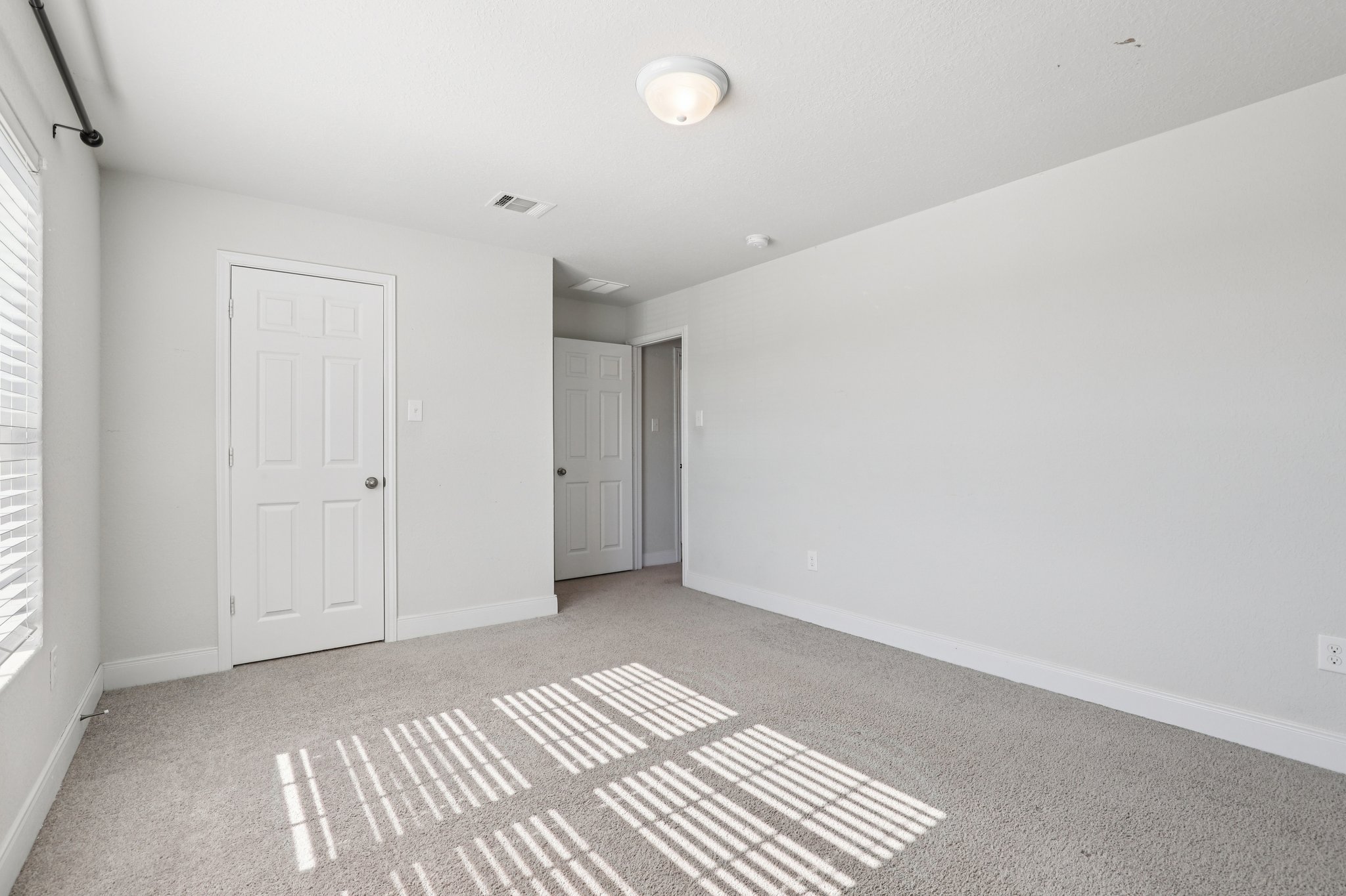 Twister Ln-S1601-047.jpg