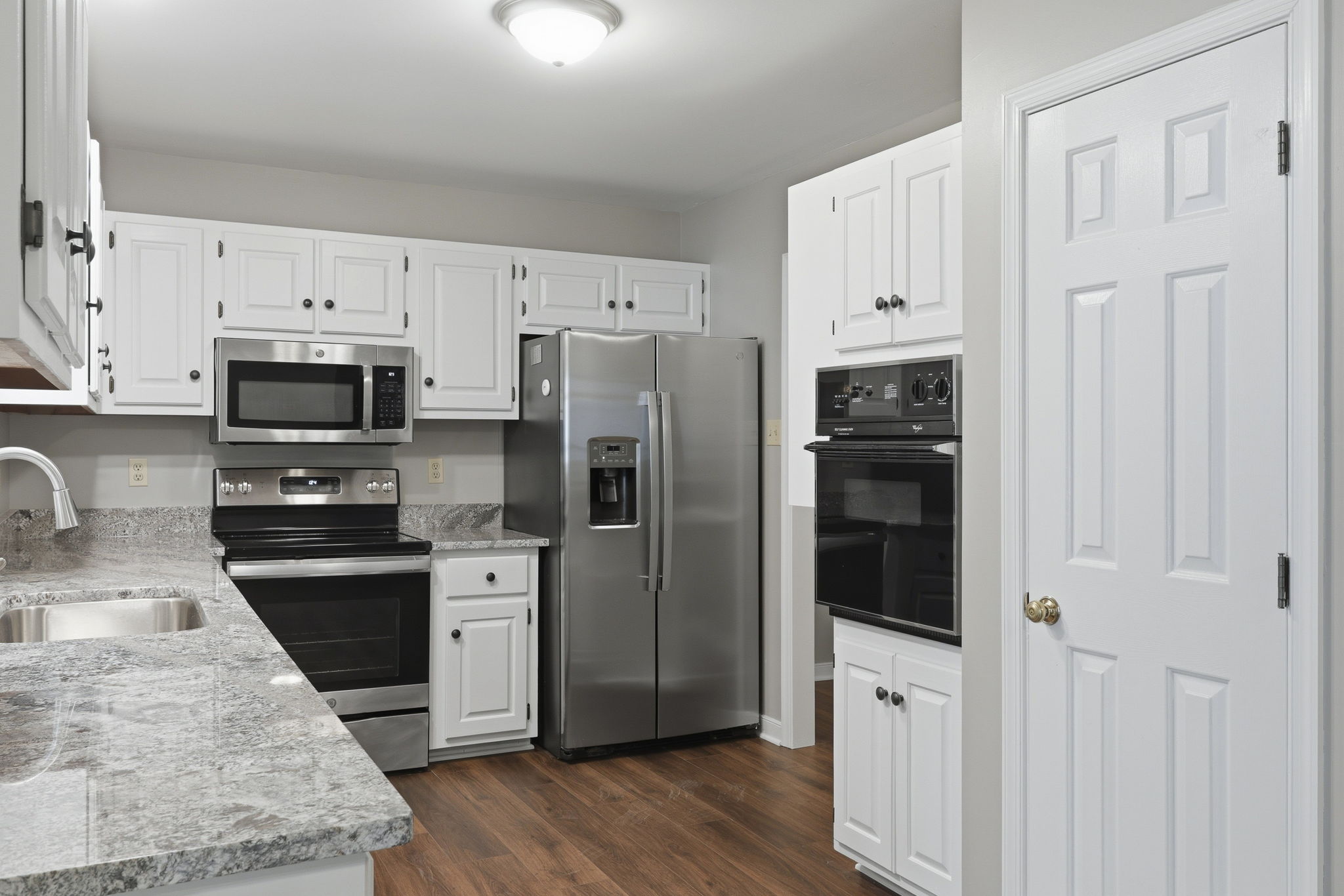 11-Kitchen