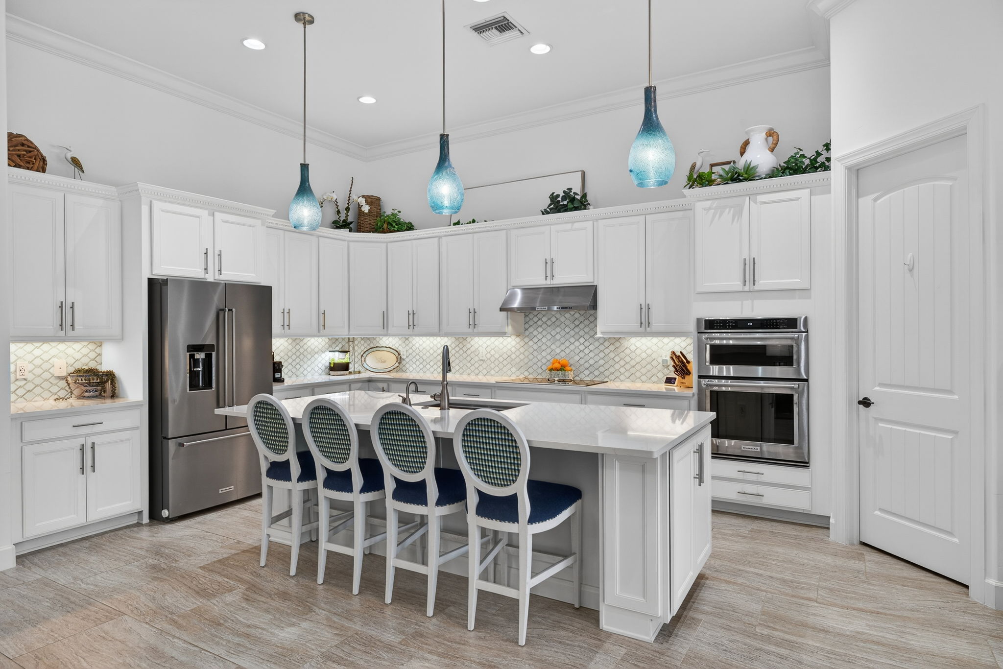 Breakfast Bar 1 of 2 - r