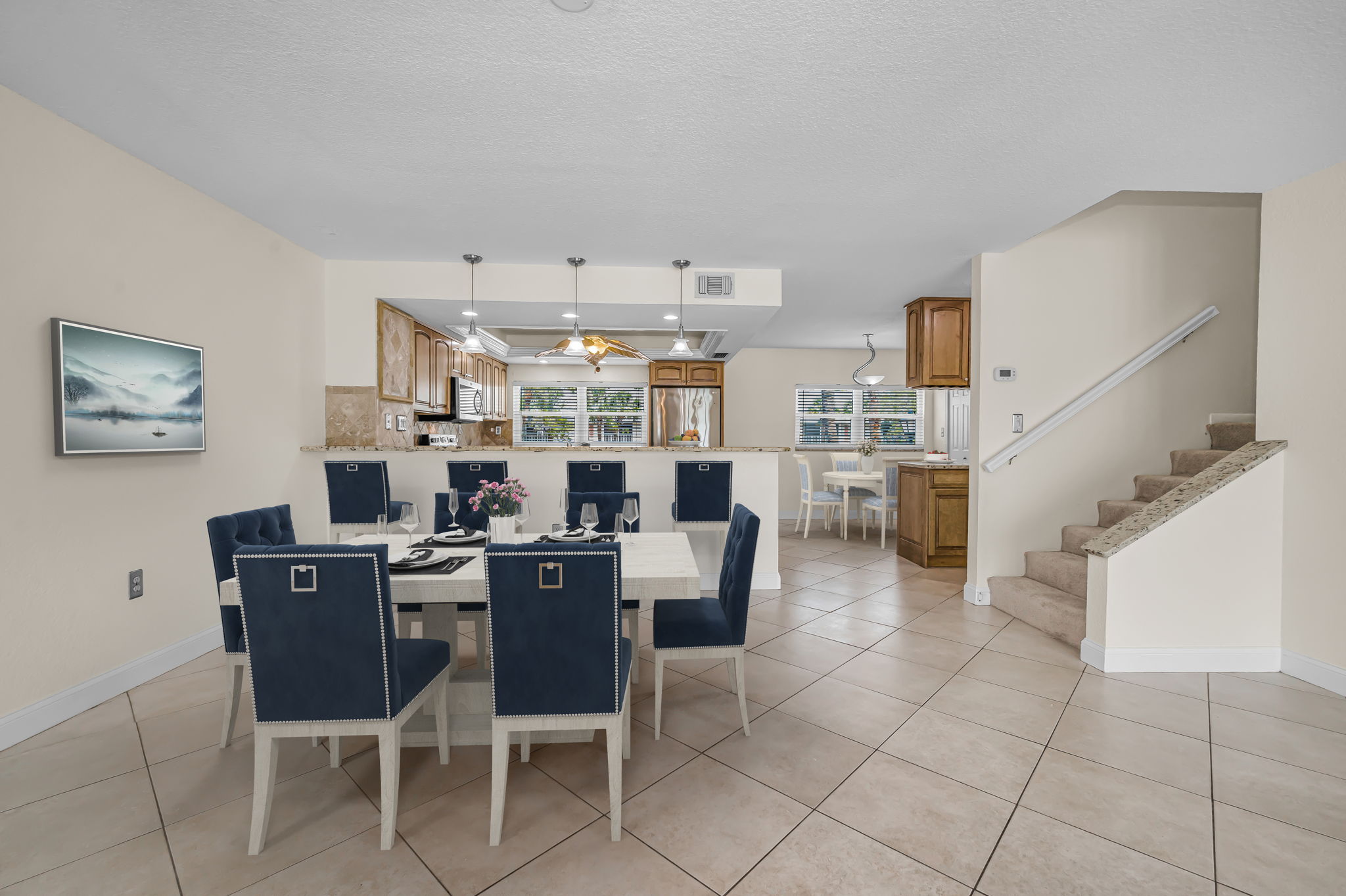 Dining Room10