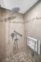 Upper Level Primary Bathroom1d