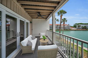 Living Room Balcony11