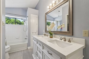 Little Emily Way-S2210-021.jpg