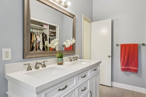 Little Emily Way-S2210-023.jpg