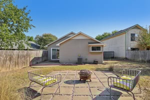 Little Emily Way-S2210-030.jpg