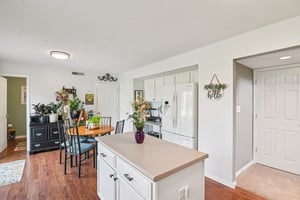 Slate Dr-S2603-018.jpg