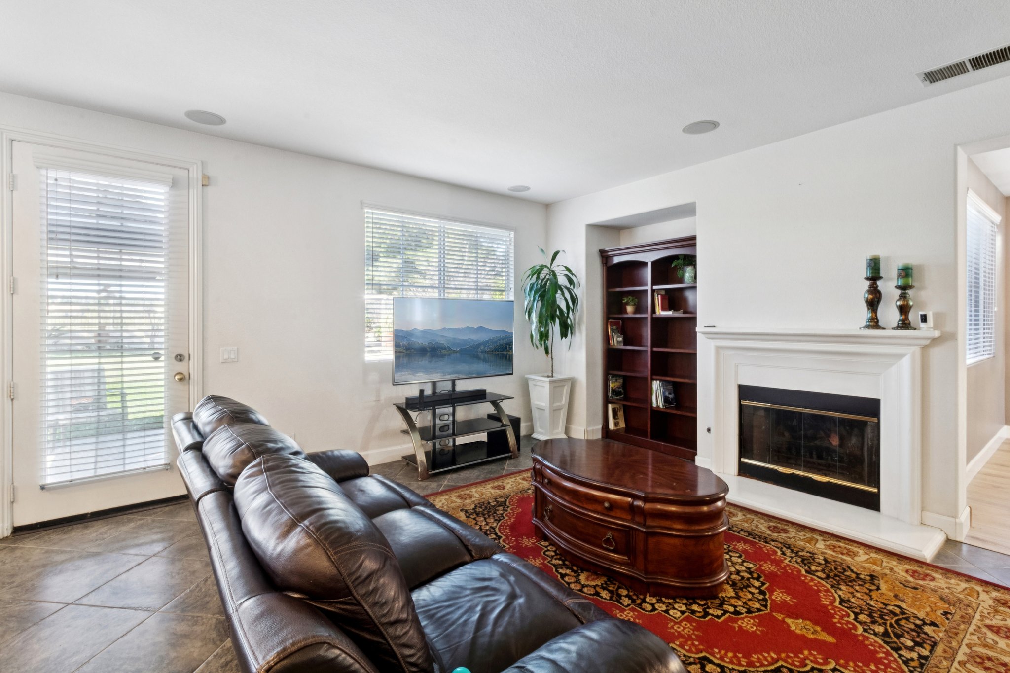 A-Old Janal Ranch Rd-L2801-006.jpg