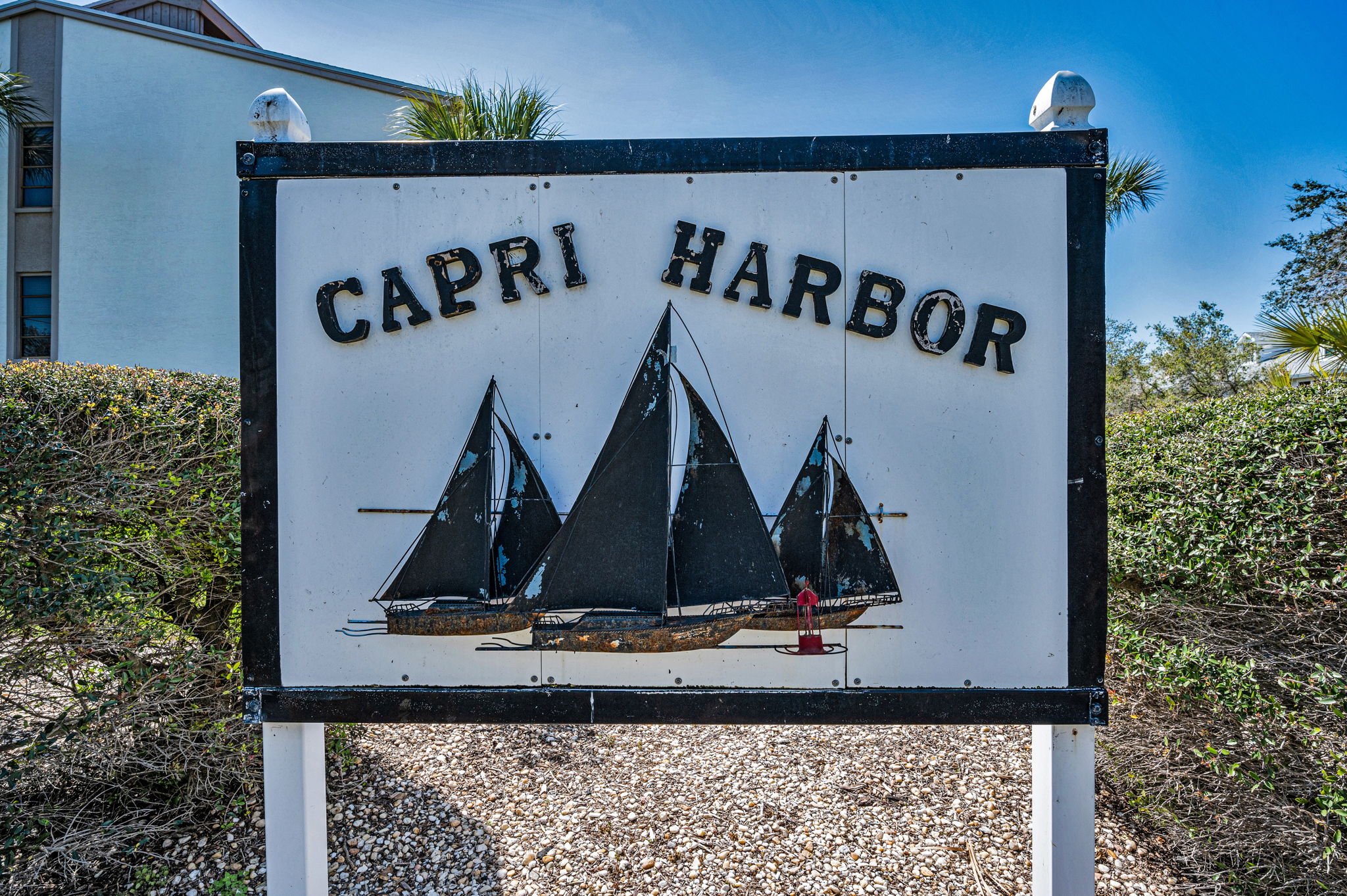 52-Capri Harbor