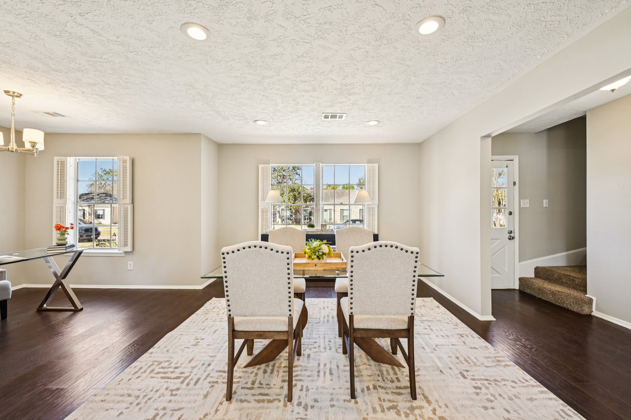 Attlee Dr-S3001-014.jpg