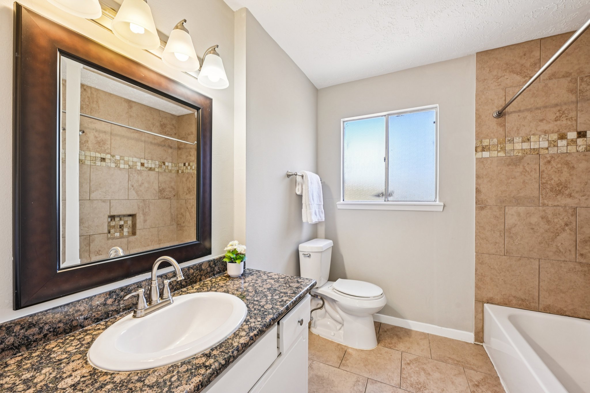 Attlee Dr-S3001-027.jpg