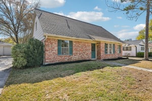 Attlee Dr-S3001-002.jpg