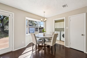 Attlee Dr-S3001-012.jpg