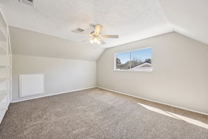 Attlee Dr-S3001-028.jpg